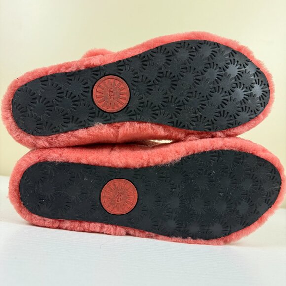EUC UGG Women's Fuzz Yeah Blush Pink Sheepskin Slipper Slides - Picture 12 of 13